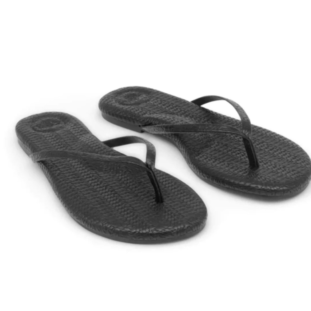 Gorgeous, Free People Around Town thong flip flops❤️ - Picture 7 of 8